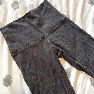 Lululemon Wunder Under Crops